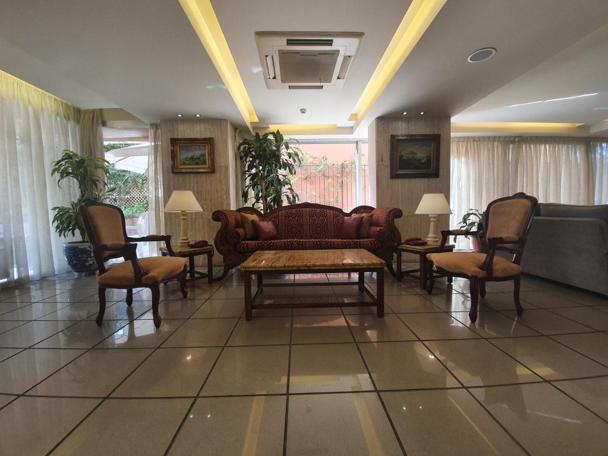 Holiday Home Suites 贝鲁特 外观 照片